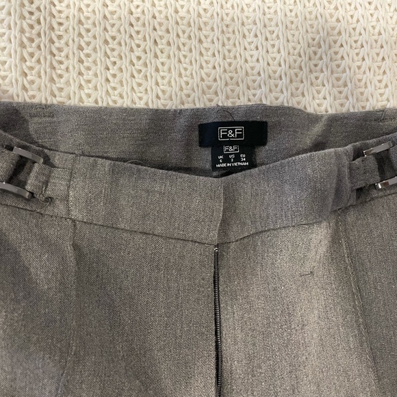 Pants for work or evening out. Gently used condition. Great for smart casual - Picture 2 of 2